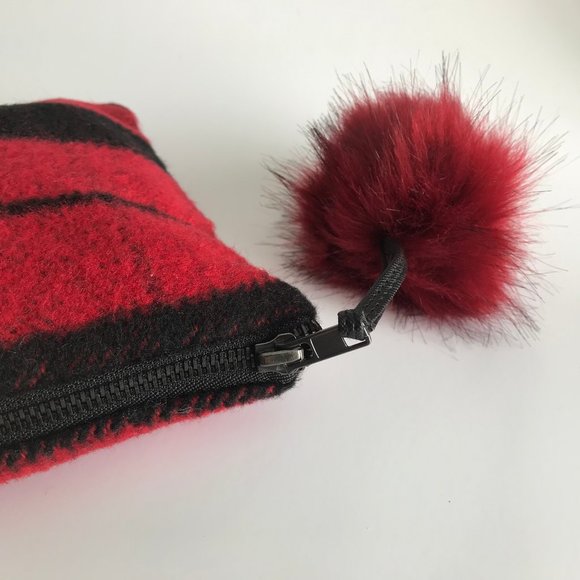 Wool Clutch with Pompom - Picture 6 of 8